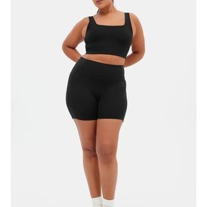 Girlfriend Collective Black High Rise Run Short NWOT